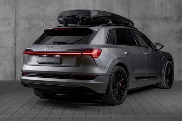 WAUZZZGEXLB017719 2020 AUDI E-TRON-5