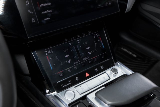 2020 AUDI E-TRON - 17
