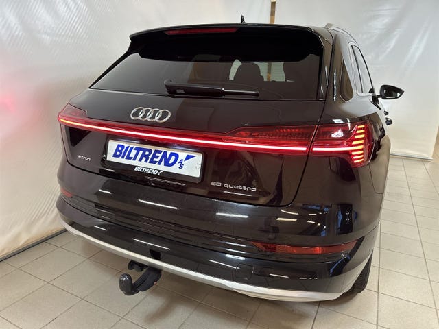 2020 AUDI E-TRON - 11