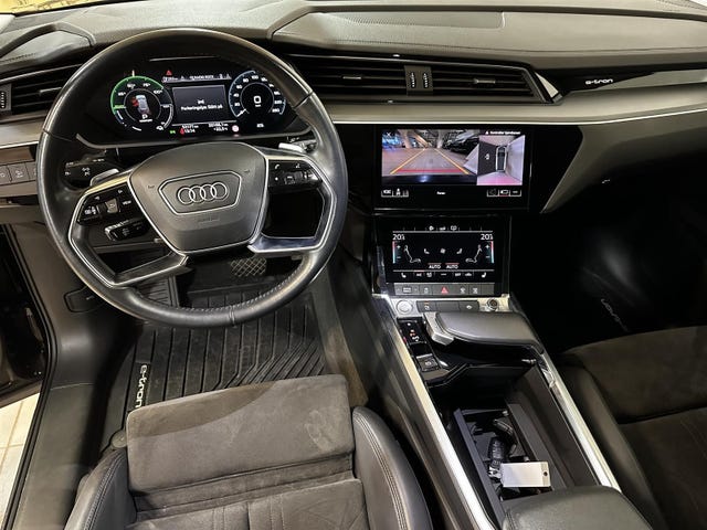 2020 AUDI E-TRON - 16