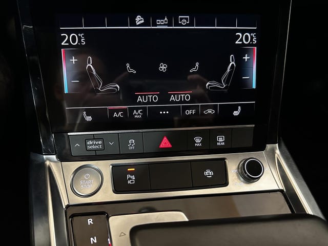 2020 AUDI E-TRON - 23