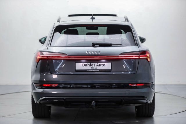 2021 AUDI E-TRON - 9