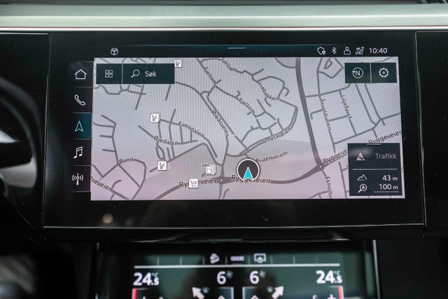 2021 AUDI E-TRON - 28