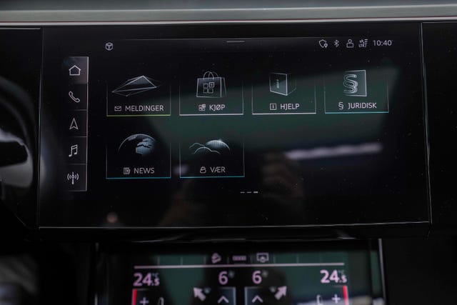 2021 AUDI E-TRON - 27