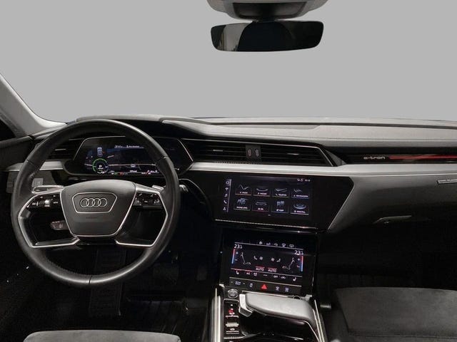 2020 AUDI E-TRON - 27
