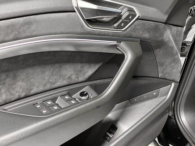 2020 AUDI E-TRON - 13