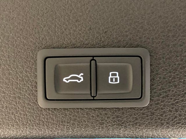 2020 AUDI E-TRON - 31