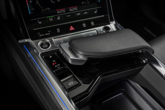 2021 AUDI E-TRON - 23