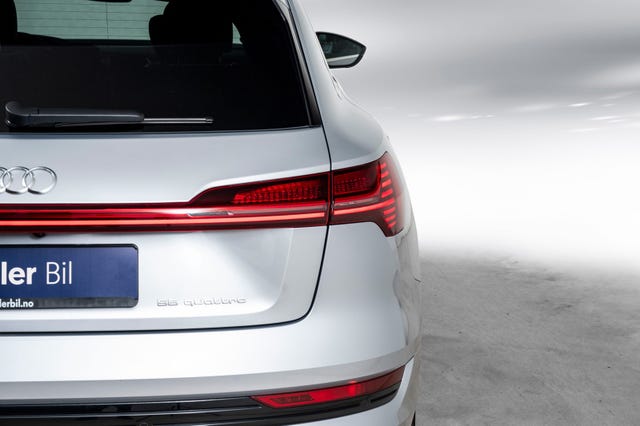 2021 AUDI E-TRON - 8