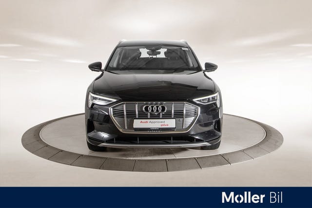 WAUZZZGE8MB003366 2021 AUDI E-TRON-4