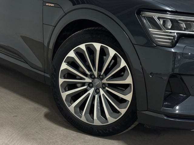 2020 AUDI E-TRON - 8