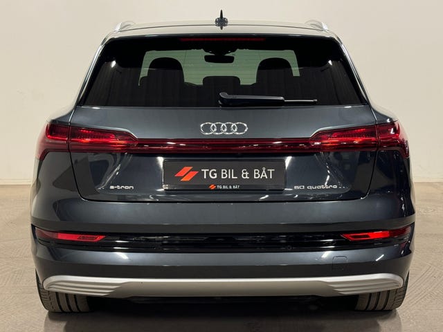 WAUZZZGE1LB020704 2020 AUDI E-TRON-2