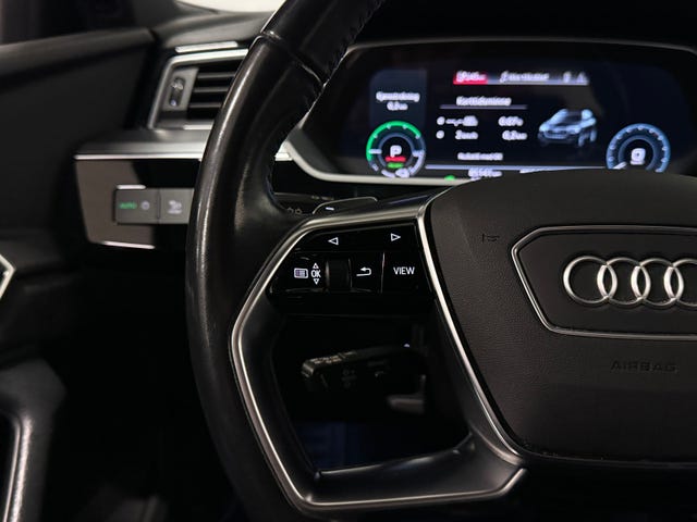 2020 AUDI E-TRON - 16