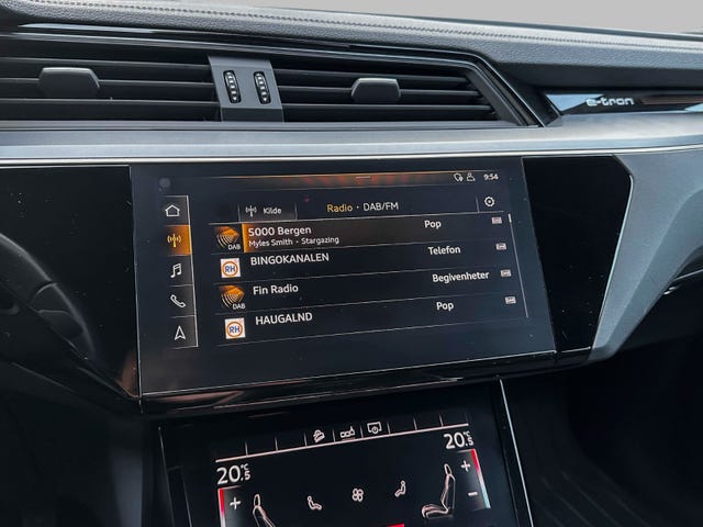 2020 AUDI E-TRON - 38