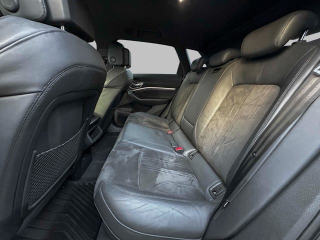 2020 AUDI E-TRON - 52