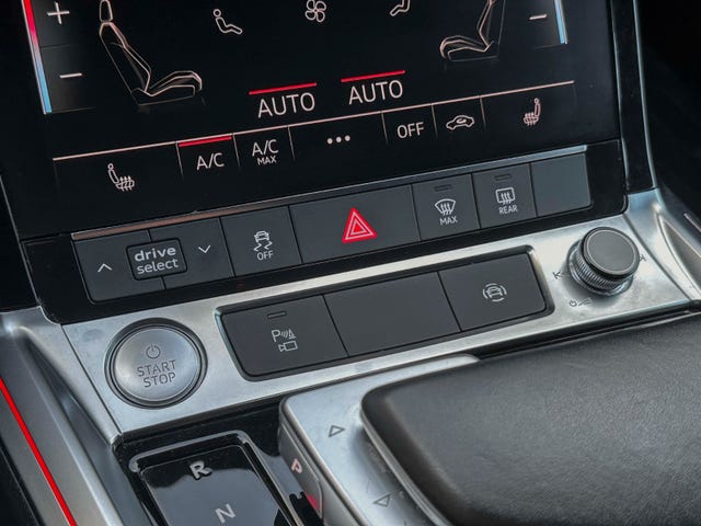 2020 AUDI E-TRON - 34