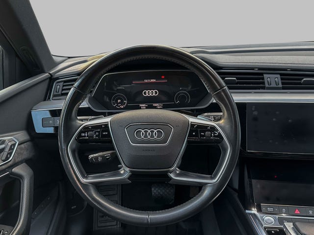 2020 AUDI E-TRON - 55