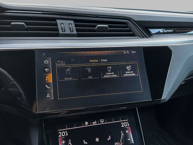 2020 AUDI E-TRON - 39