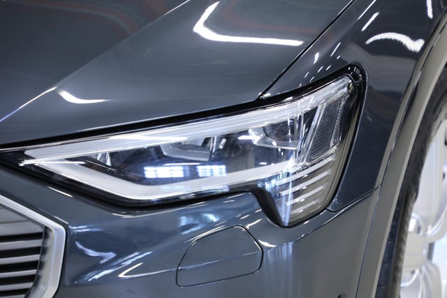 2020 AUDI E-TRON - 8