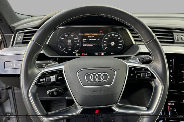 2020 AUDI E-TRON - 11