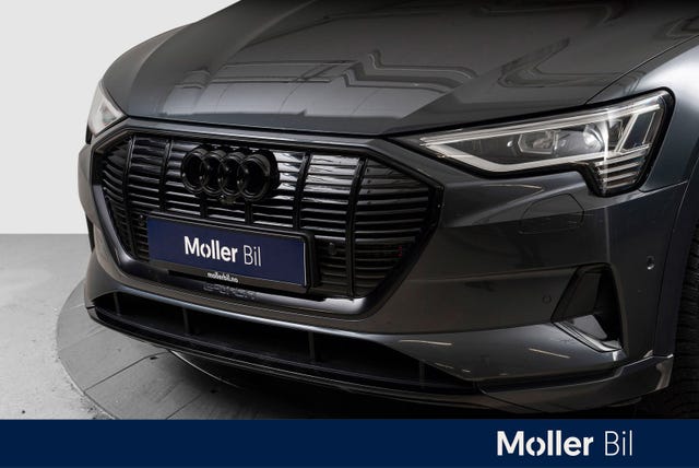WAUZZZGE8LB019467 2020 AUDI E-TRON-4