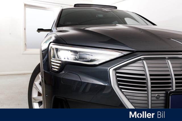 WAUZZZGEXLB008065 2020 AUDI E-TRON-3