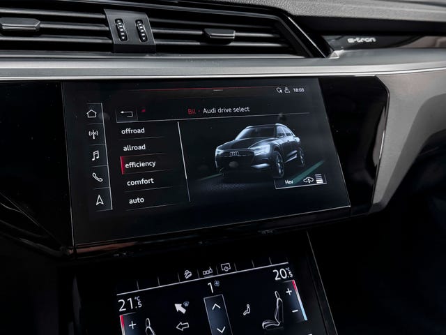 2020 AUDI E-TRON - 14