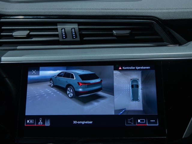 2021 AUDI E-TRON - 22