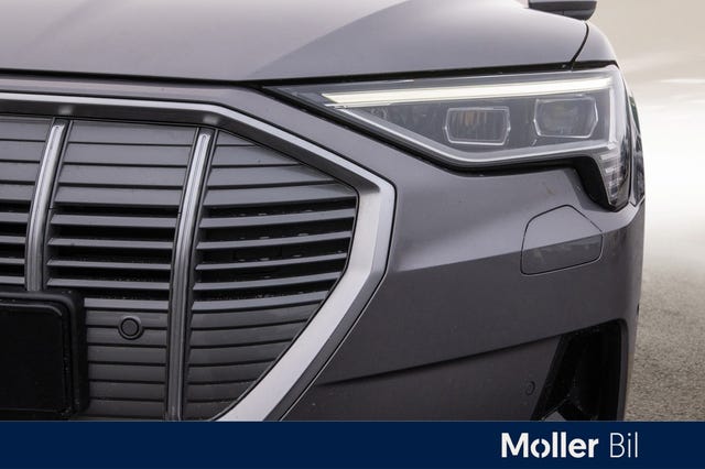 2020 AUDI E-TRON - 12