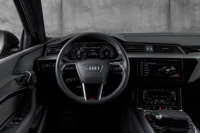 2021 AUDI E-TRON - 14