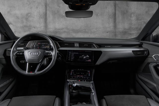 2021 AUDI E-TRON - 15