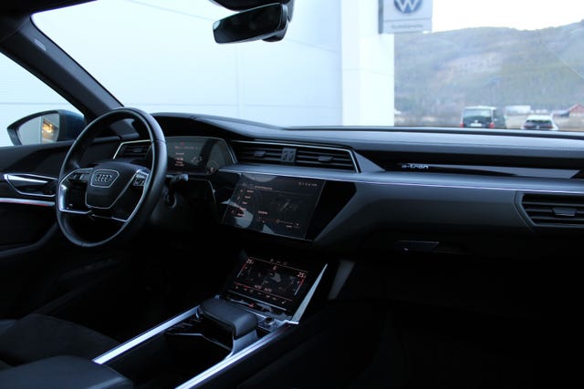 2021 AUDI E-TRON - 22