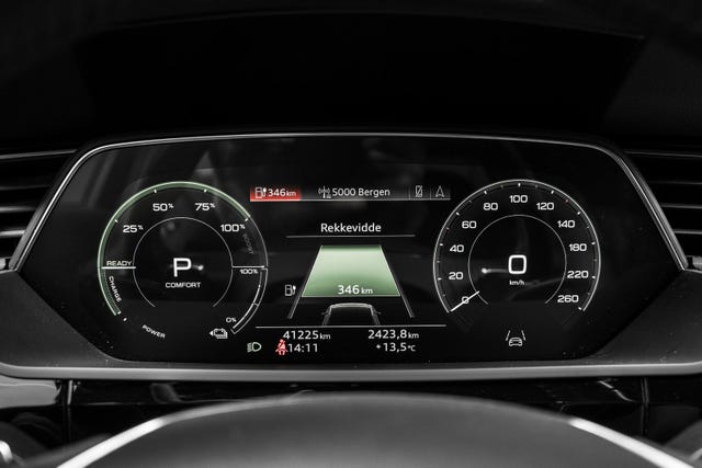 2021 AUDI E-TRON - 17