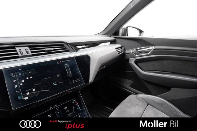 2021 AUDI E-TRON - 12