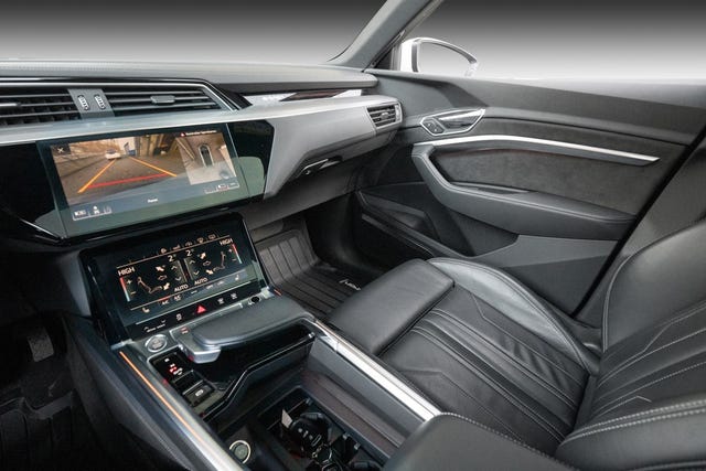 2020 AUDI E-TRON - 21
