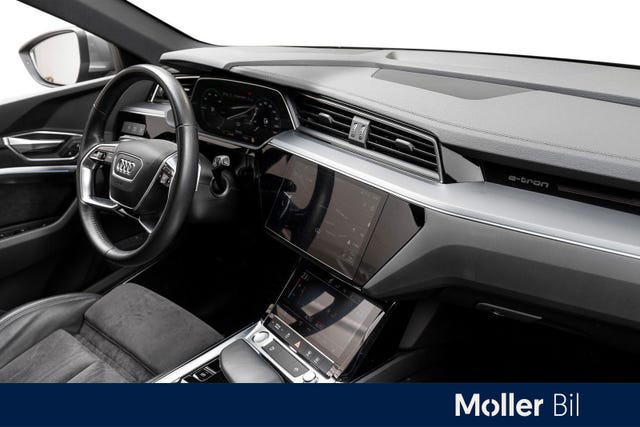 2020 AUDI E-TRON - 31