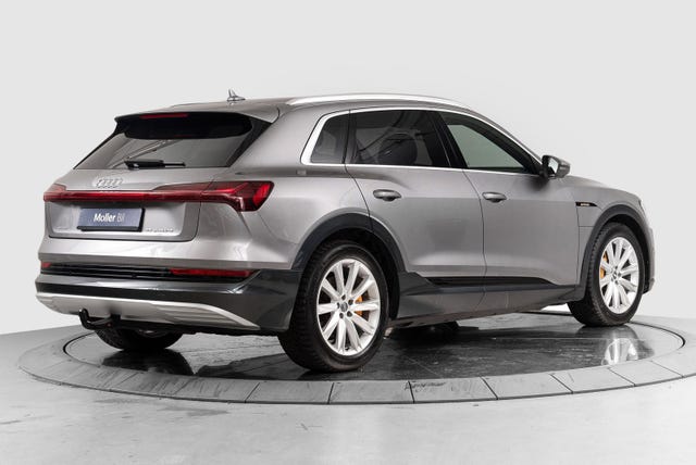 WAUZZZGE8LB020148 2020 AUDI E-TRON-1