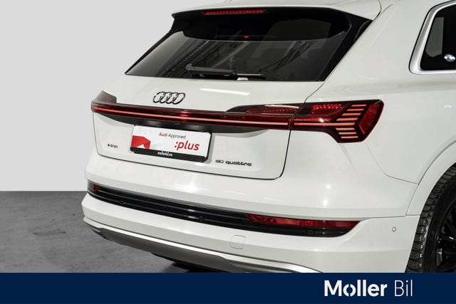 WAUZZZGE3LB011180 2020 AUDI E-TRON-5