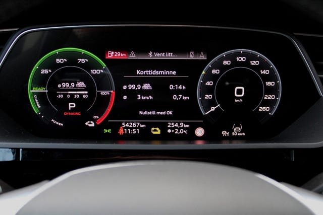 2021 AUDI E-TRON - 29