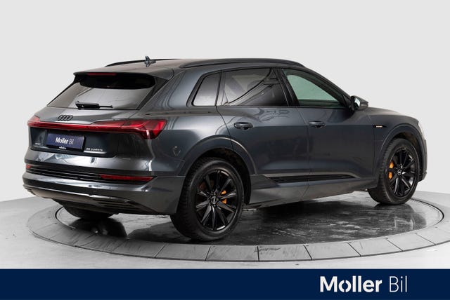 WAUZZZGE8LB019467 2020 AUDI E-TRON-1