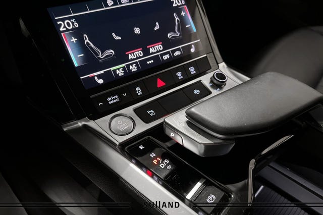 2020 AUDI E-TRON - 26