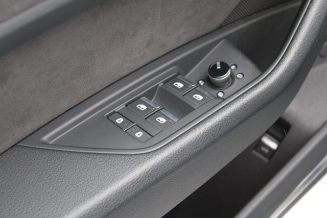 2021 AUDI E-TRON - 24