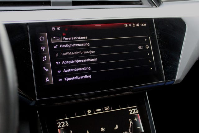 2021 AUDI E-TRON - 38