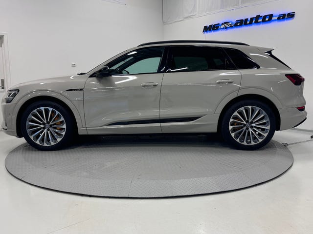 2020 AUDI E-TRON - 8