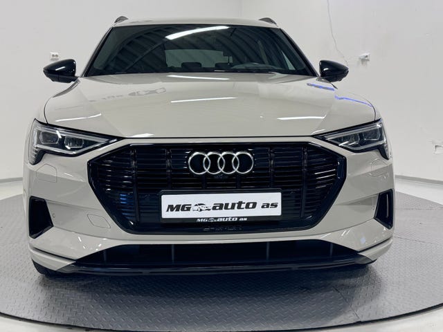 2020 AUDI E-TRON - 9