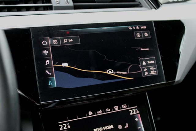 2020 AUDI E-TRON - 36