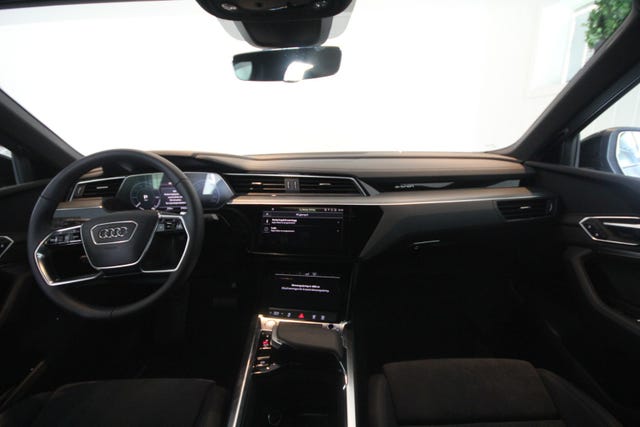 2020 AUDI E-TRON - 15
