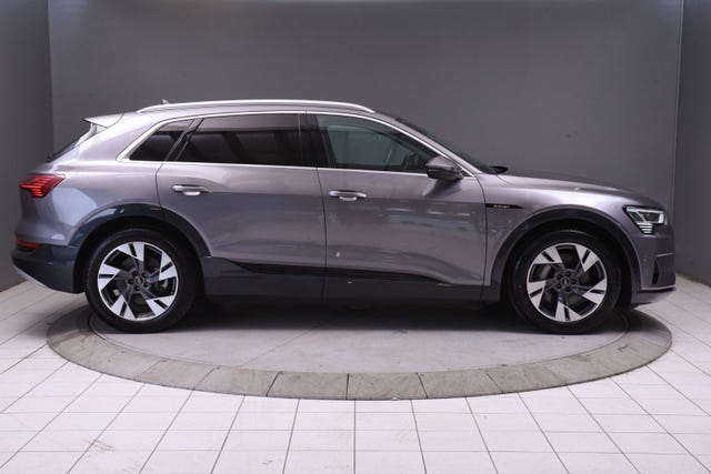 WAUZZZGEXMB035137 2021 AUDI E-TRON-5