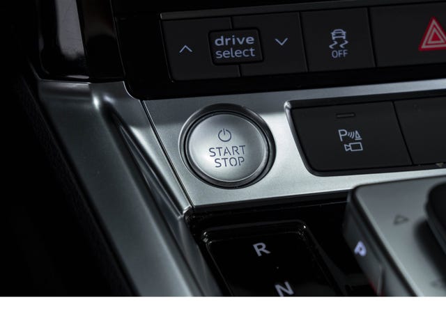 2020 AUDI E-TRON - 28