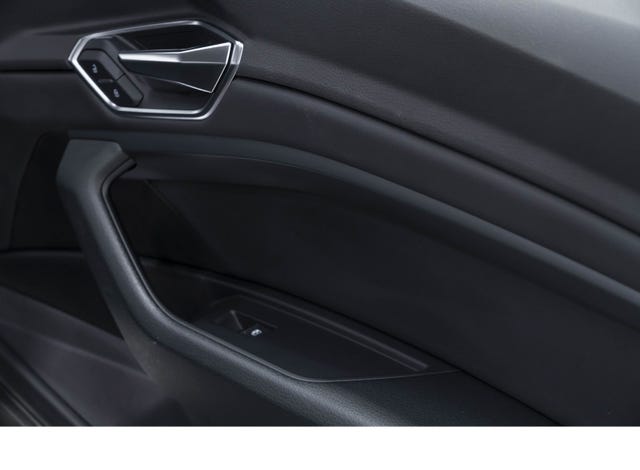 2020 AUDI E-TRON - 34